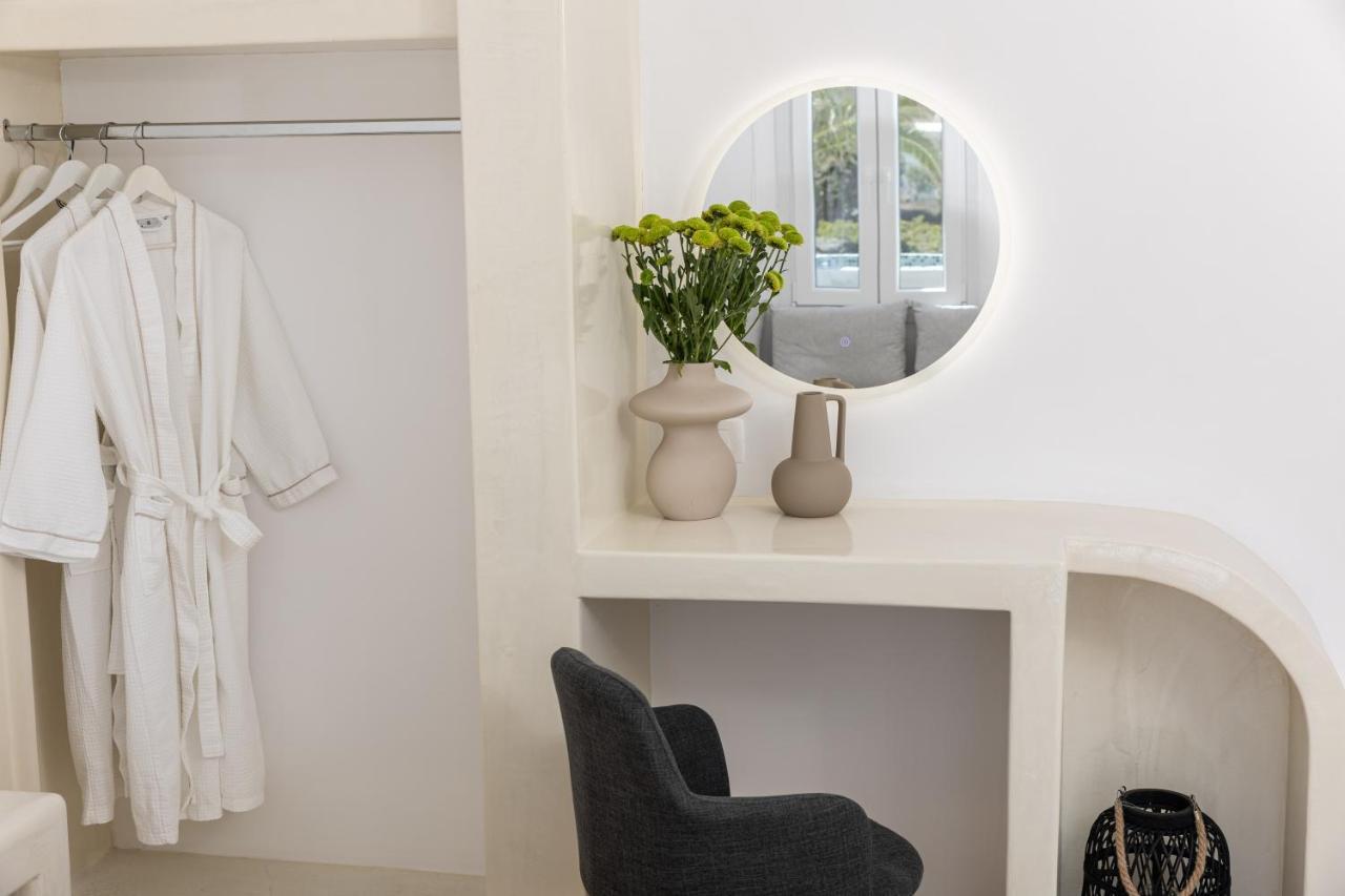 Theophrasti Suites Foinikiá Exteriér fotografie