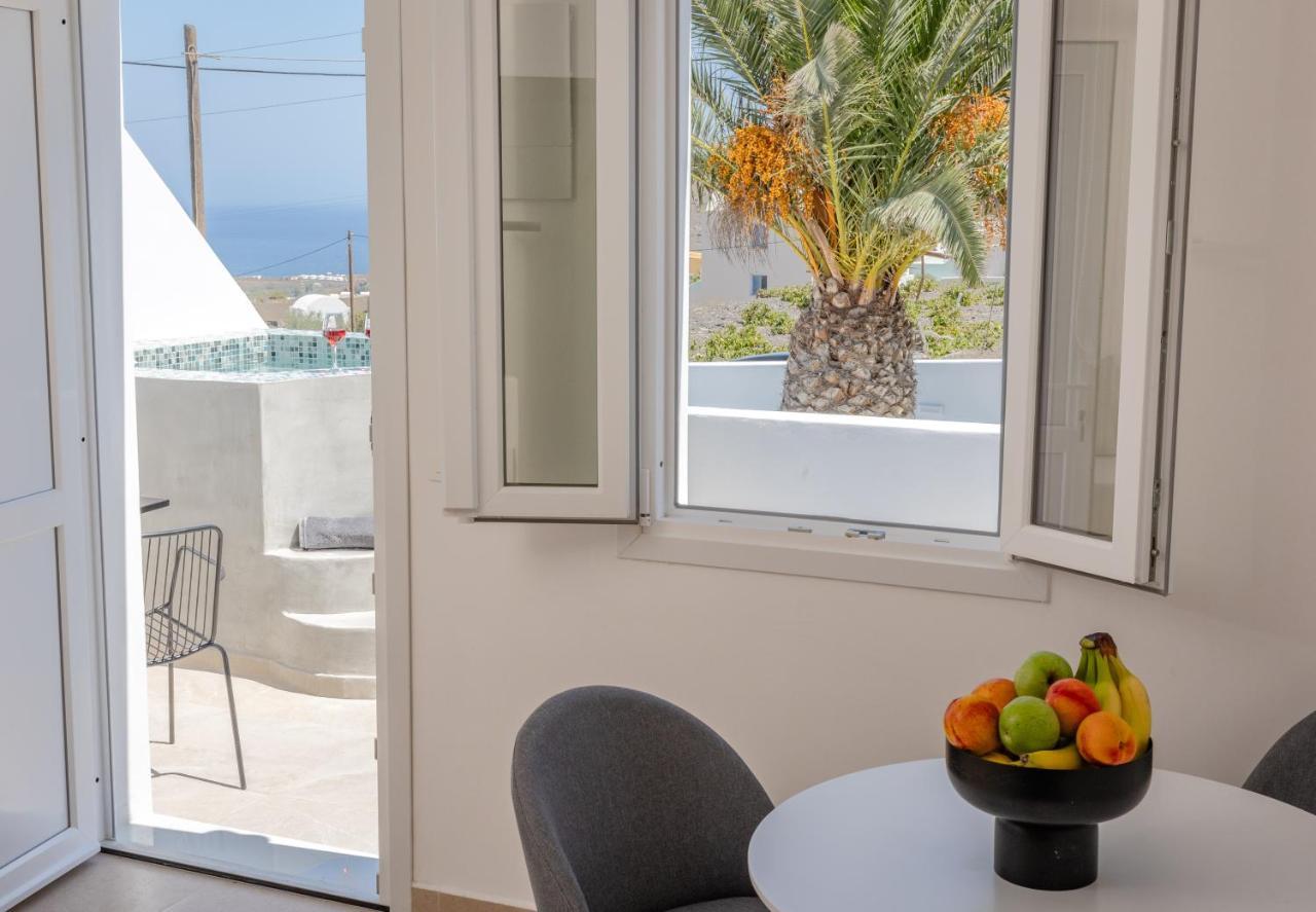 Theophrasti Suites Foinikiá Exteriér fotografie
